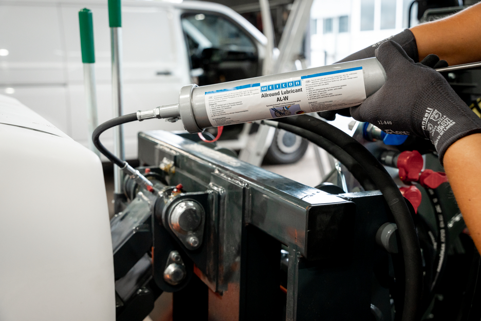 AL-W | special lubricant also for underwater applications