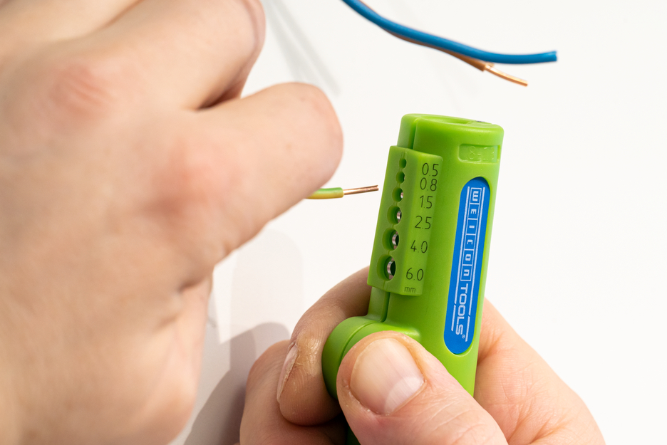Quadro-Stripper No. 16 Green Line | Stripping tools made from up to 97% renewable raw materials I Multifunctional stripper I Stripping range: 0.5–6.0 mm² I Stripping range: 8–13 mm Ø