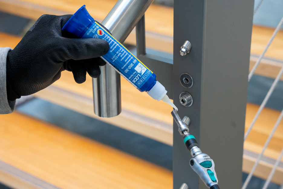 WEICONLOCK® AN 302-50 | high strength, medium viscosity