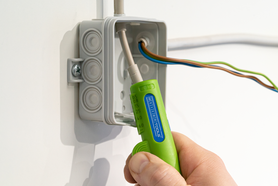 Quadro-Stripper No. 16 Green Line | Stripping tools made from up to 97% renewable raw materials I Multifunctional stripper I Stripping range: 0.5–6.0 mm² I Stripping range: 8–13 mm Ø