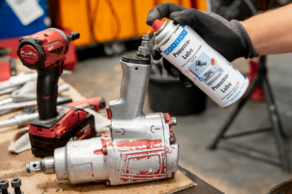 Pneuma Lube Spray | lubricating and care oil for pneumatic tools