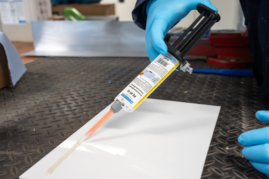 Easy-Mix PE-PP 45 | Methyl acrylate-based construction adhesive for special plastics