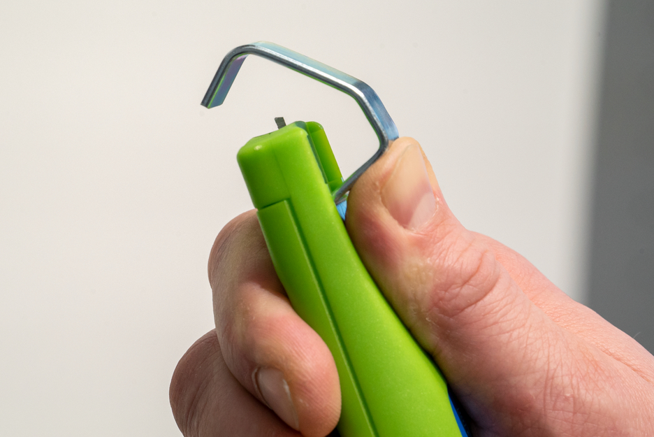 Cable Stripper No. 4 - 16 Green Line | Stripping tools made from up to 97 per cent renewable raw materials, with a working range of 4–16 mm in diameter