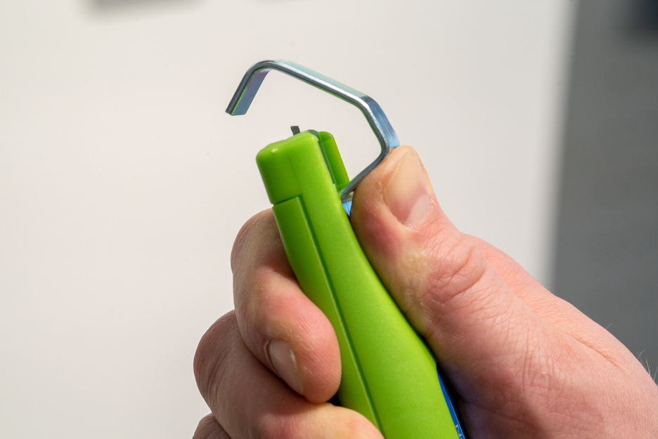 Cable Stripper No. 8 - 27 Green Line | Stripping tools made from up to 97 per cent renewable raw materials, with a working range of 8–28 mm in diameter