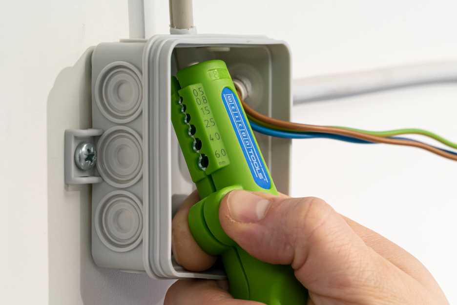 Quadro-Stripper No. 16 Green Line | Stripping tools made from up to 97% renewable raw materials I Multifunctional stripper I Stripping range: 0.5–6.0 mm² I Stripping range: 8–13 mm Ø