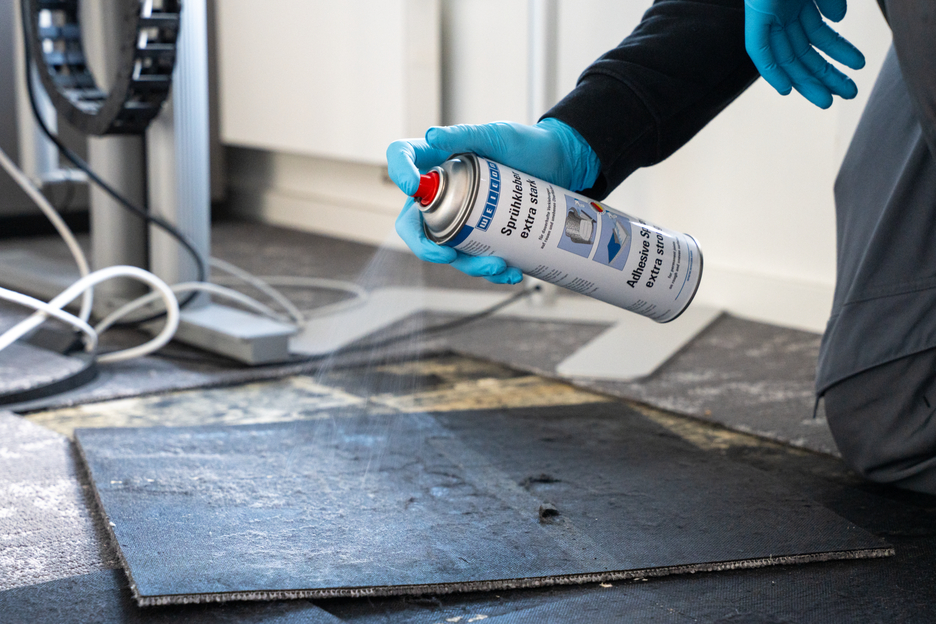Adhesive Spray HT-X | sprayable contact adhesive for strong and permanent bonding of felt, artificial leather and insulating materials