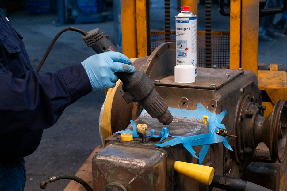 WEICON HB 300 | système à base de résines époxy résistant aux hautes températures pour la réparation et le moulage
