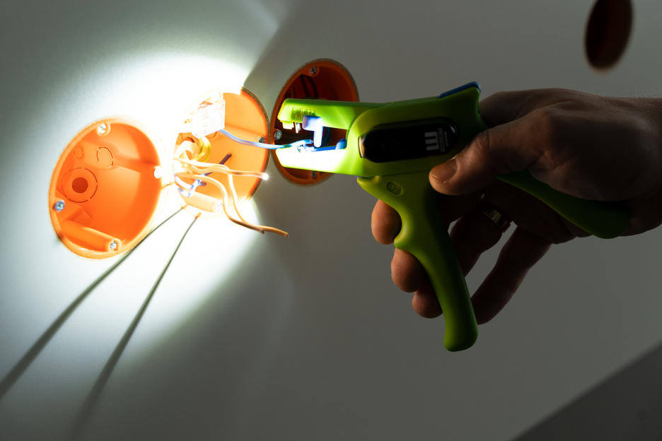 Wire Stripper No. 5 Green Line LED Set
 | 2-piece set incl. wire stripper and LED Work Light