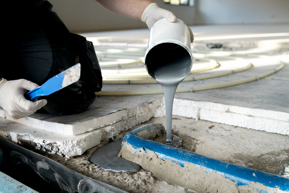 Plastic Metal F2 | aluminium-filled epoxy resin system for repairs and gap compensation