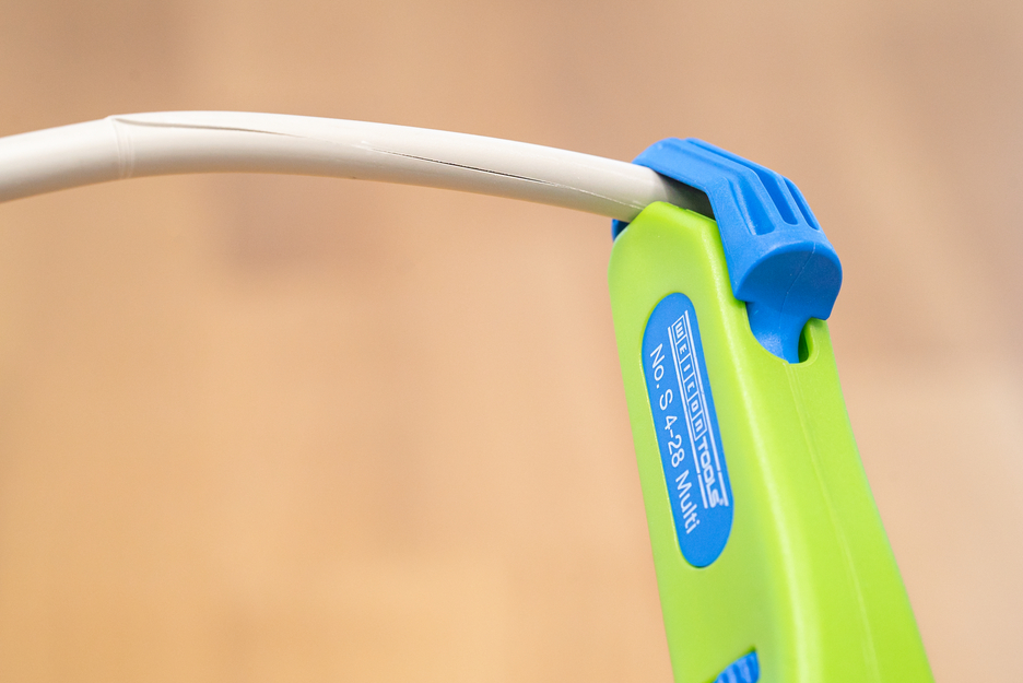 Cable Stripper No. S 4 - 28 Multi Green Line | Stripping tools made from up to 97% renewable raw materials I Working range: 4–28 mm Ø I With integrated stripping function for 0.5–6.0 mm²