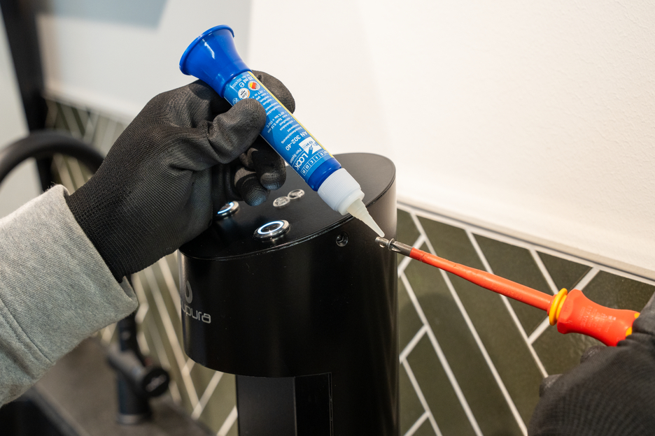 WEICONLOCK® AN 302-40 | medium strength, with DVGW registration