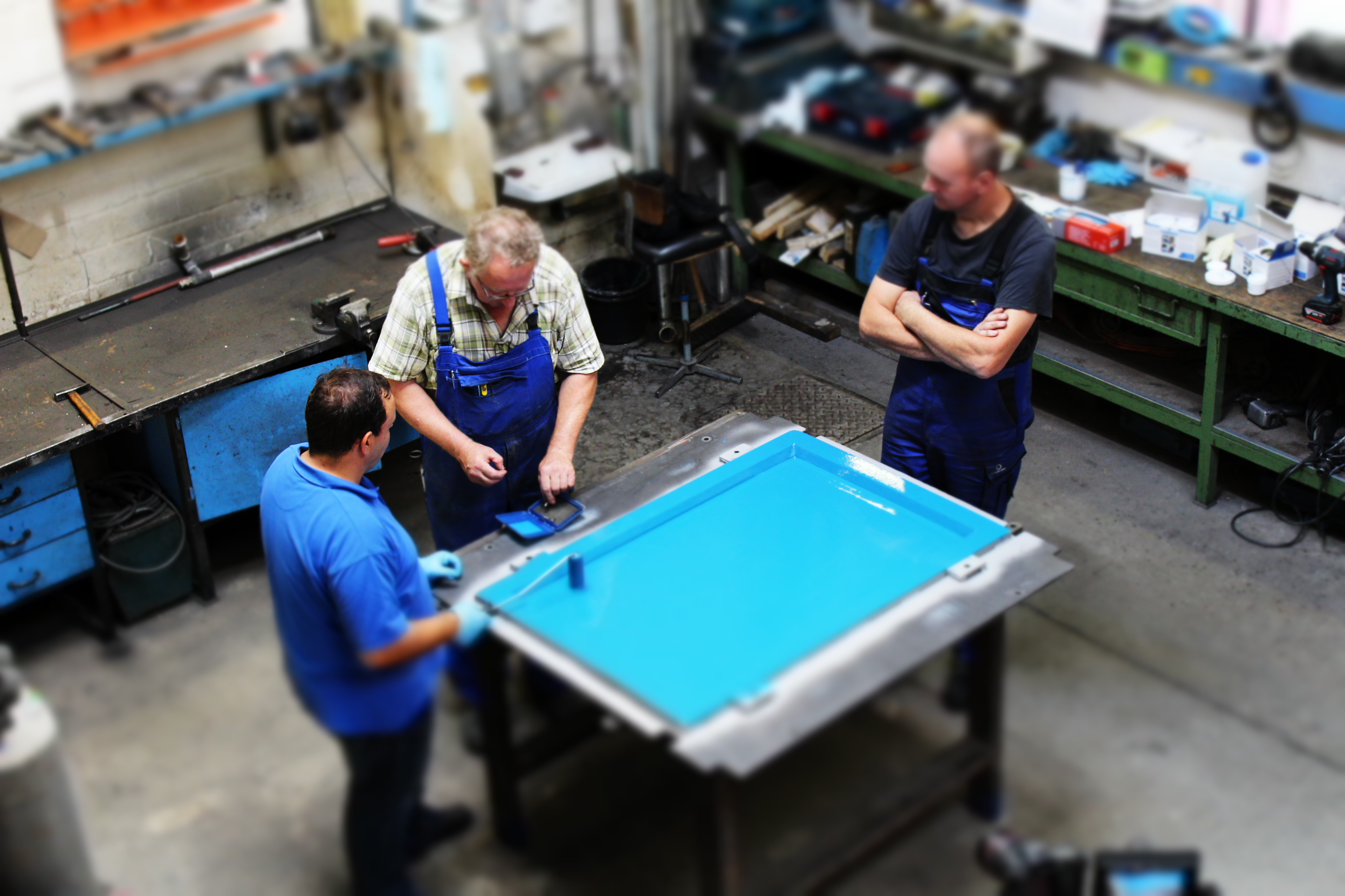 Plastic Metal BL | mineral-filled epoxy resin system for extreme wear protection and high abrasion resistance