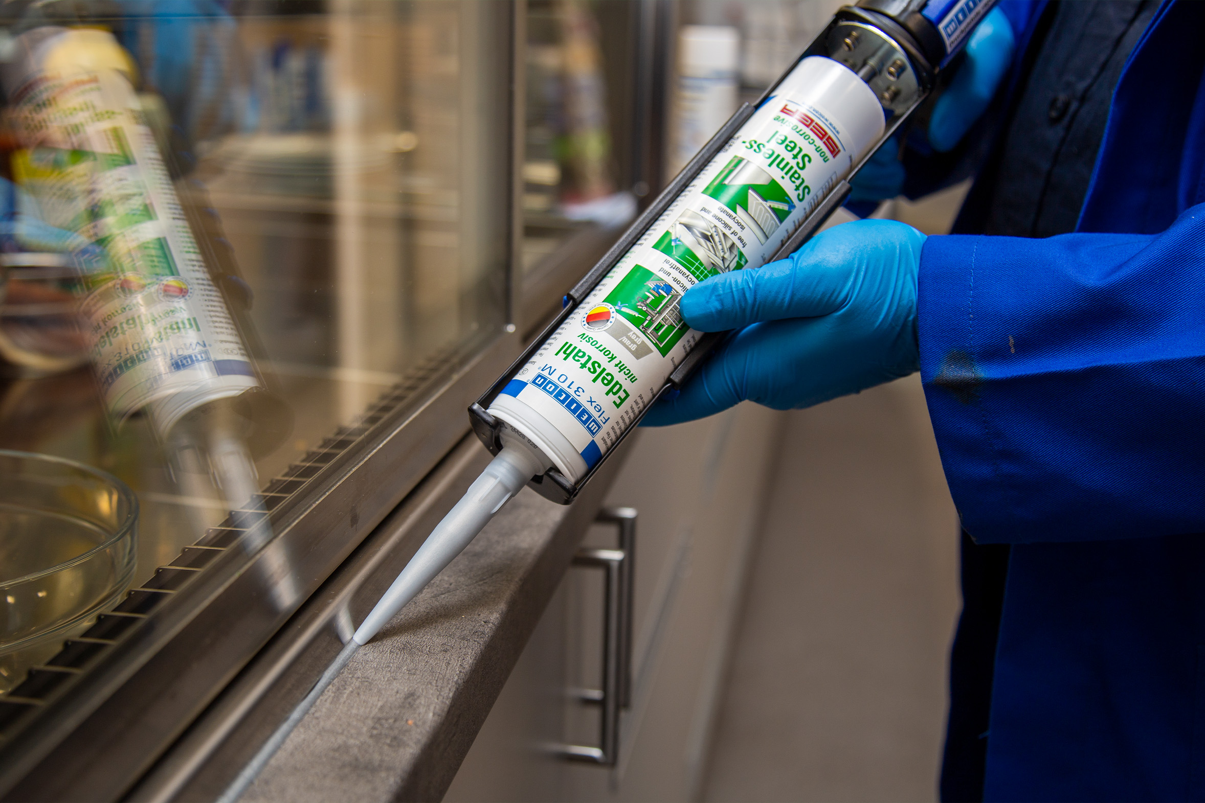 Flex-310-M-Edelstahl_Fuge-ziehen-Kueche Flex-310-M-Edelstahl_Fuge-ziehen-Kueche