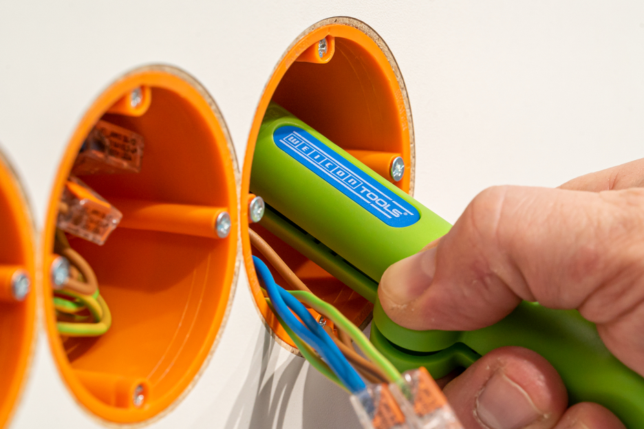 Round Cable Stripper No. 13 Gren Line | Wire stripping tools made from up to 97% renewable raw materials | for dismantling all standard round cables | working range 6.0 - 13.0 mm Ø.