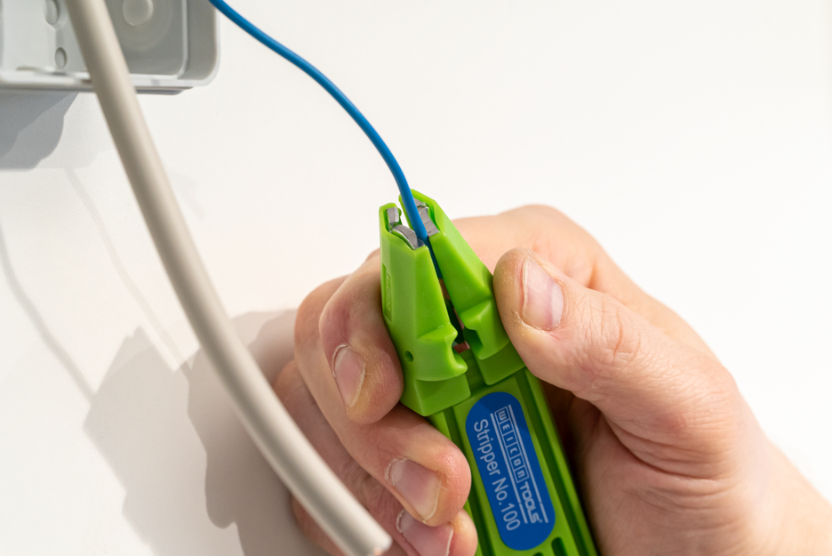 Stripper No. 100 Green Line | Stripping tools made from up to 97% renewable raw materials I multifunctional stripper, working range 0,5 - 16 mm² / 4 - 13 mm Ø