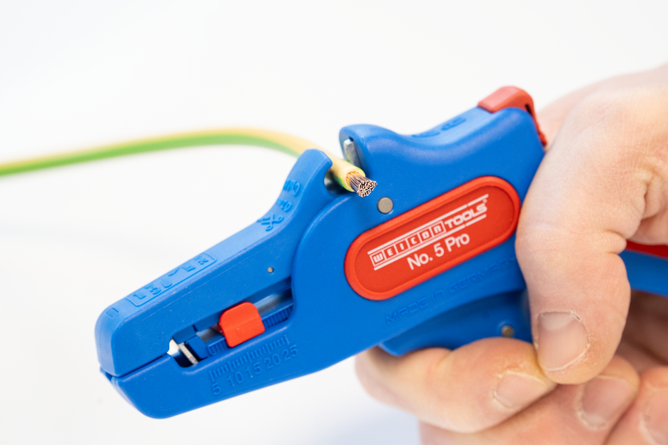 Wire Stripper No. 5 Pro | for all common stranded and solid conductors I working range 0,2 - 16,0 mm²