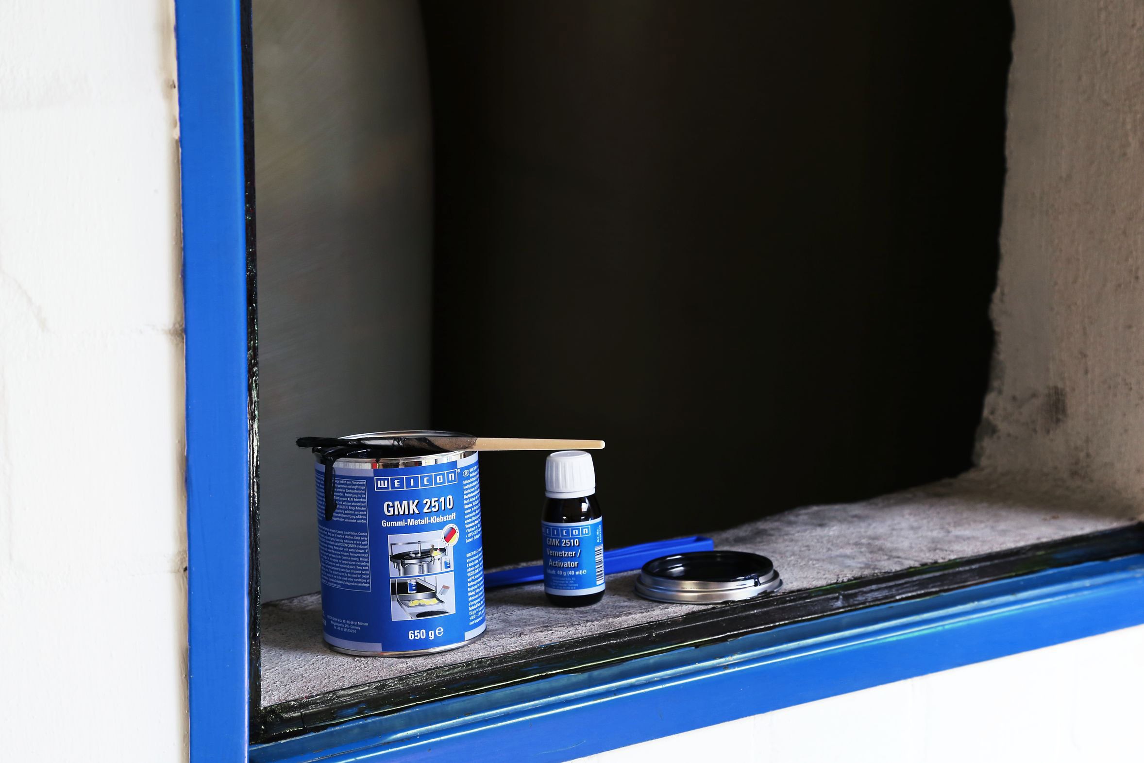 GMK 2510_Gummi-Metall-Kleber-Fenster GMK 2510_Gummi-Metall-Kleber-Fenster