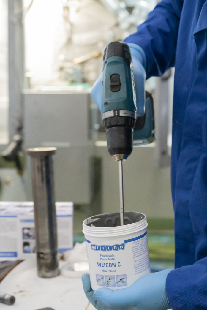 Plastic Metal C | aluminium-filled epoxy resin system for repairs and moulding
