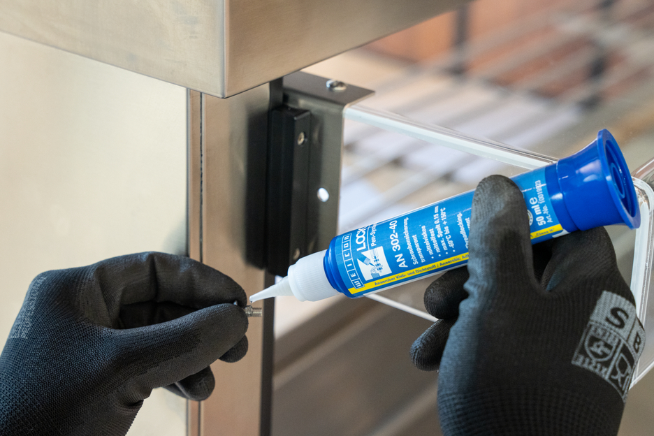 WEICONLOCK® AN 302-40 | medium strength, with DVGW registration