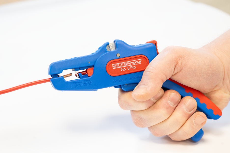 Wire Stripper No. 5 Pro | for all common stranded and solid conductors I working range 0,2 - 16,0 mm²
