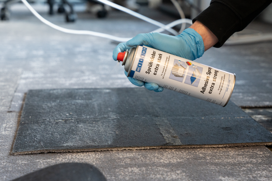 Adhesive Spray HT-X | sprayable contact adhesive for strong and permanent bonding of felt, artificial leather and insulating materials