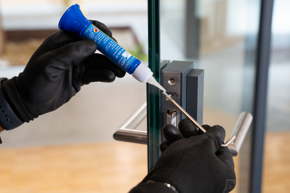 WEICONLOCK® AN 302-50 | high strength, medium viscosity