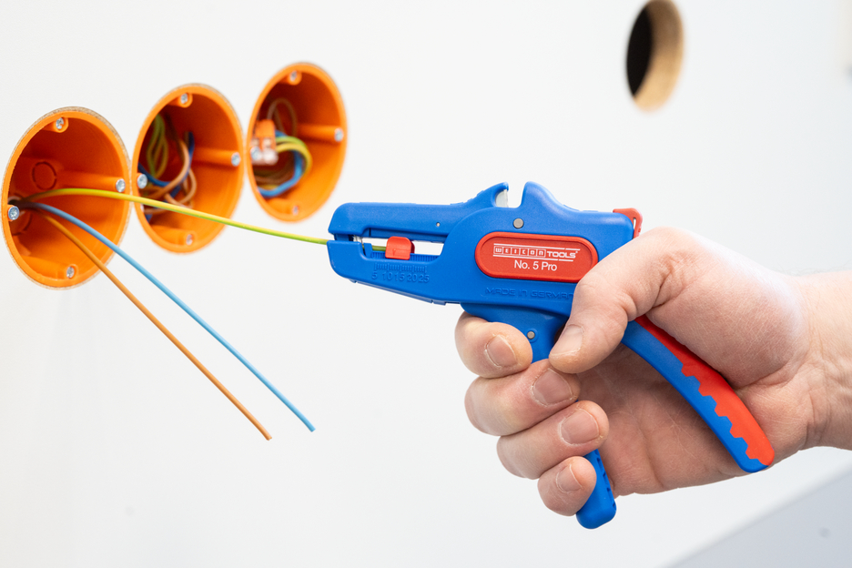 Wire Stripper No. 5 Pro | for all common stranded and solid conductors I working range 0,2 - 16,0 mm²