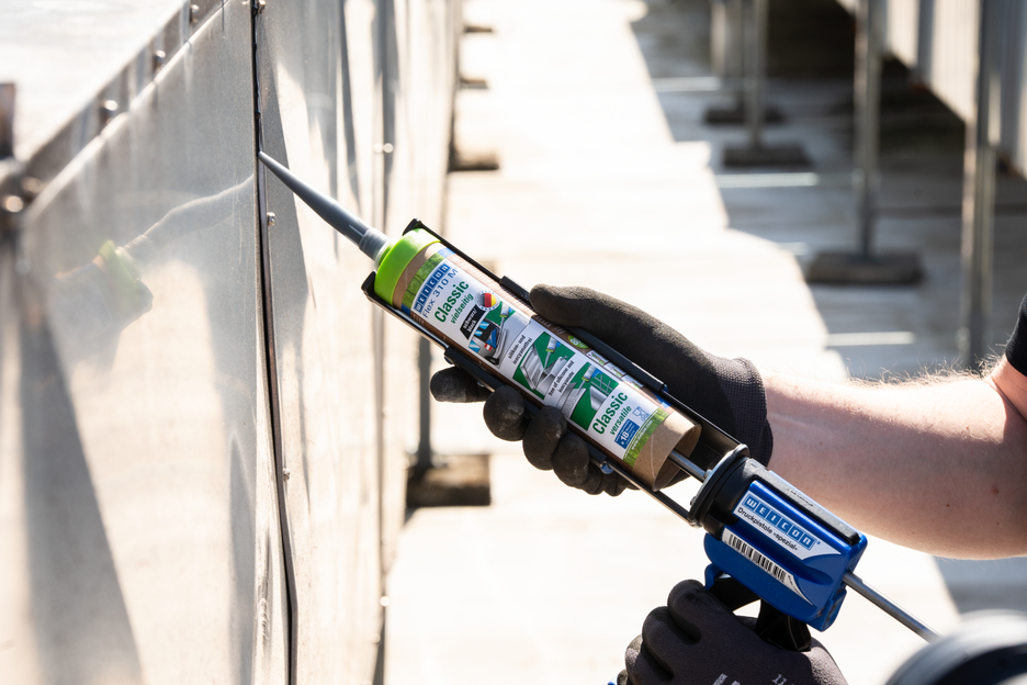 Flex 310 M® Classic | elastic adhesive based on MS-Polymer in Presspack packaging for fatigue-free working