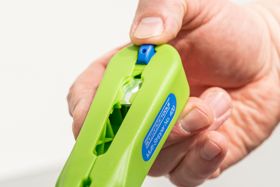 Multi-Stripper No. 400 Green Line | Stripping tools made from up to 97% renewable raw materials I multifunctional stripper, working range stripping 0,5 - 6,0 mm² I skinning 8 - 13 mm Ø I Multifunctional with 4 functions