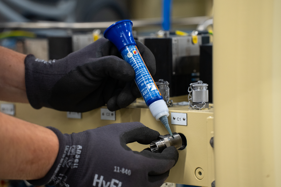 WEICONLOCK® AN 302-80 | for passive materials, high strength
