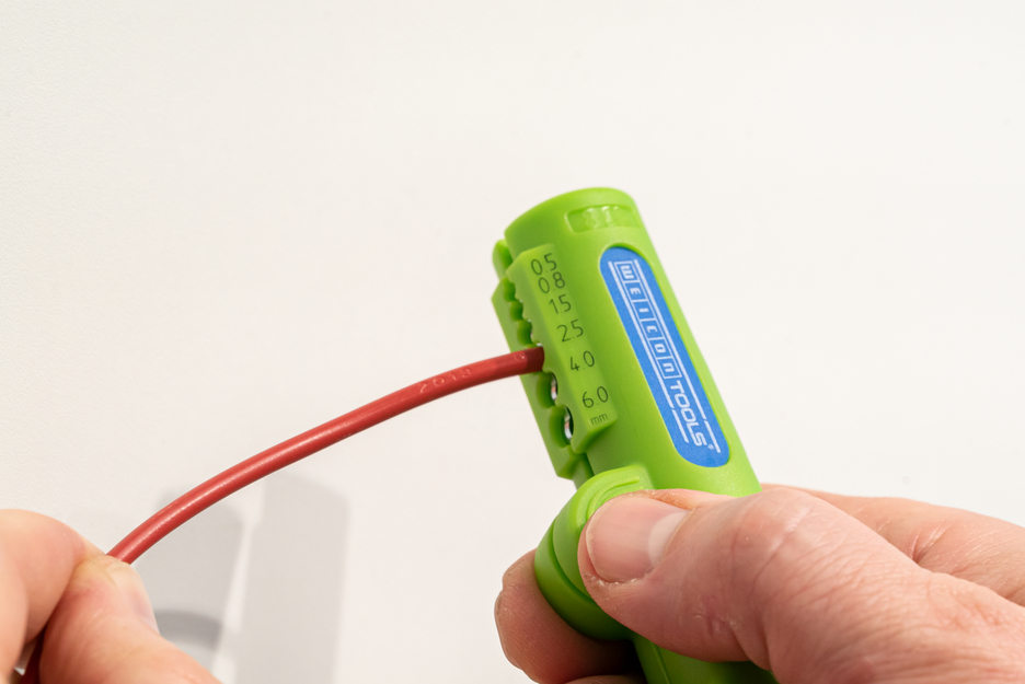 Quadro-Stripper No. 16 Green Line | Stripping tools made from up to 97% renewable raw materials I Multifunctional stripper I Stripping range: 0.5–6.0 mm² I Stripping range: 8–13 mm Ø