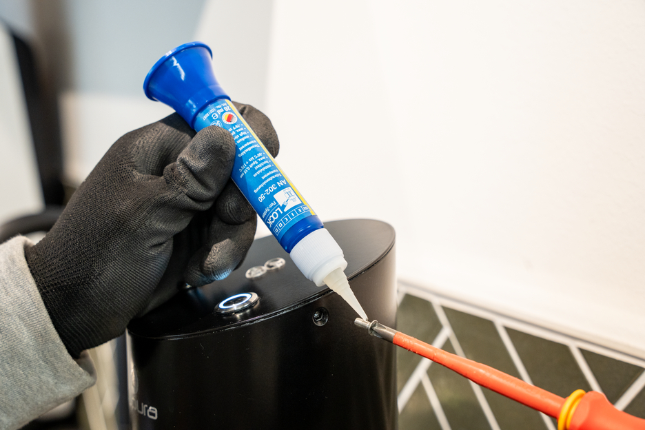 WEICONLOCK® AN 302-50 | high strength, medium viscosity